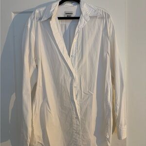 Aritzia Sunday Best Women’s White Button Down Shirt